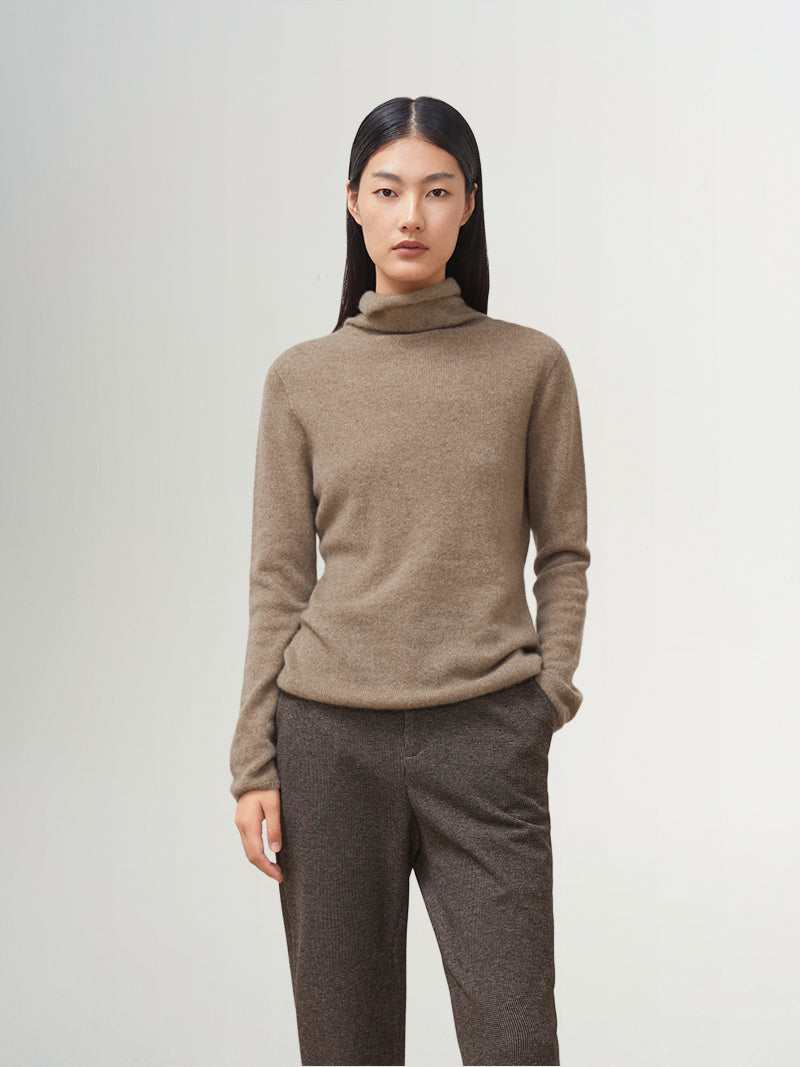 Women's Premium Brown Turtleneck Classic Fit Cashmere Sweater