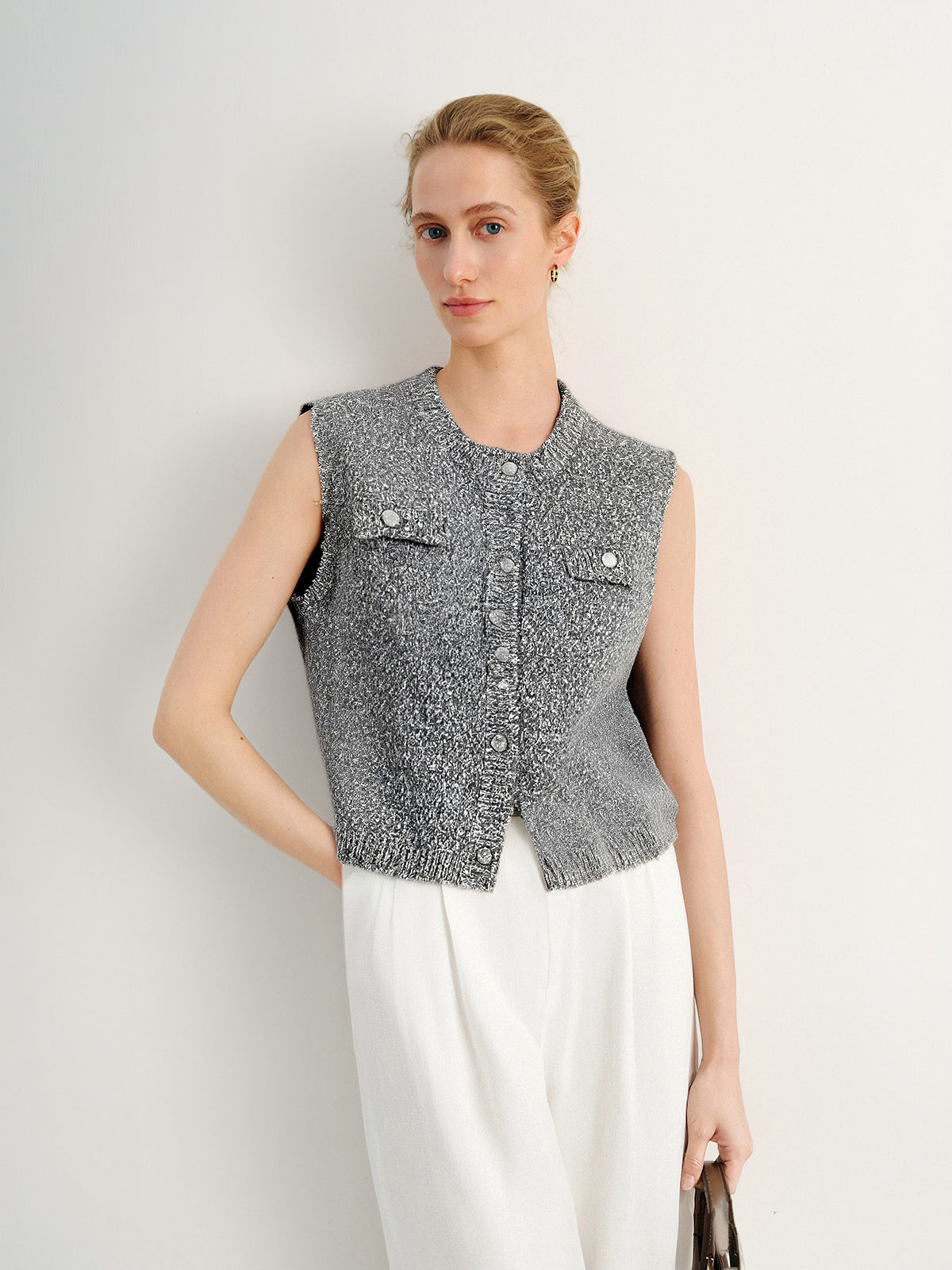 Metallic Sleeveless Knit  Vest