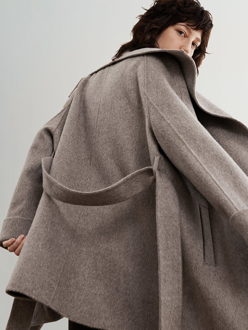 Wide Lapel Knee-Length Coat