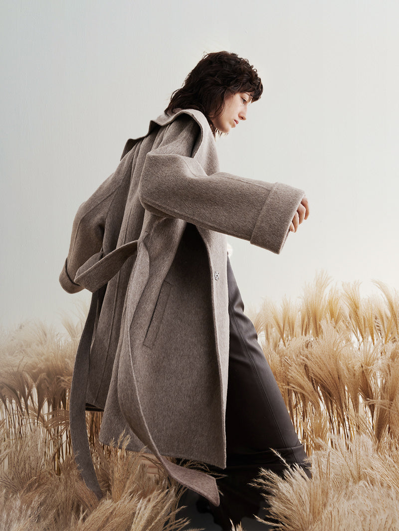 Wide Lapel Knee-Length Coat