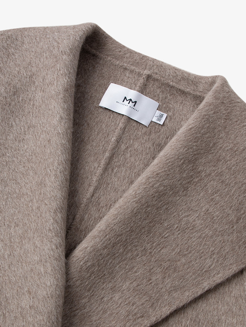 Wide Lapel Knee-Length Coat