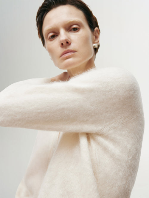 Load image 1 in gallery view. Pure Cashmere Cardigan - MEILLEUR MOMENT OFFICIAL STORE NEW YORK 