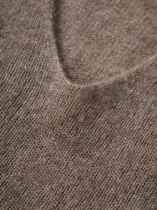 Load image 1 in gallery view. V-Neck Relaxed Silk-Cashmere Sweater