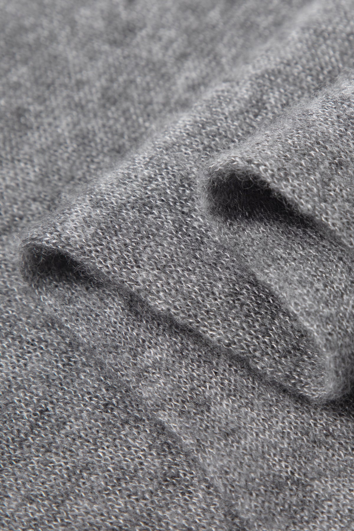 Cashmere-Silk Ribbed Scarf