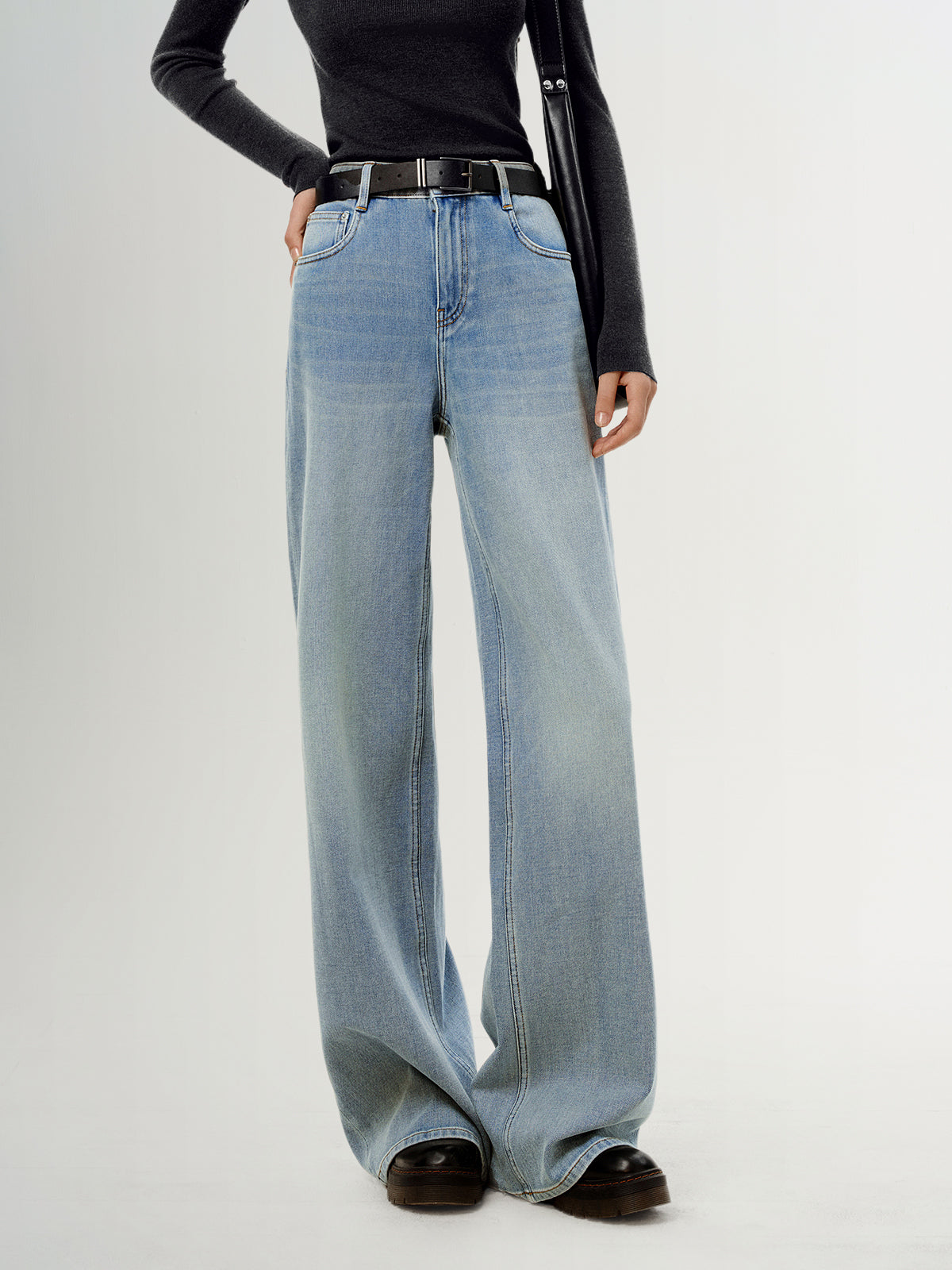 Wide-Leg Stretch Jeans