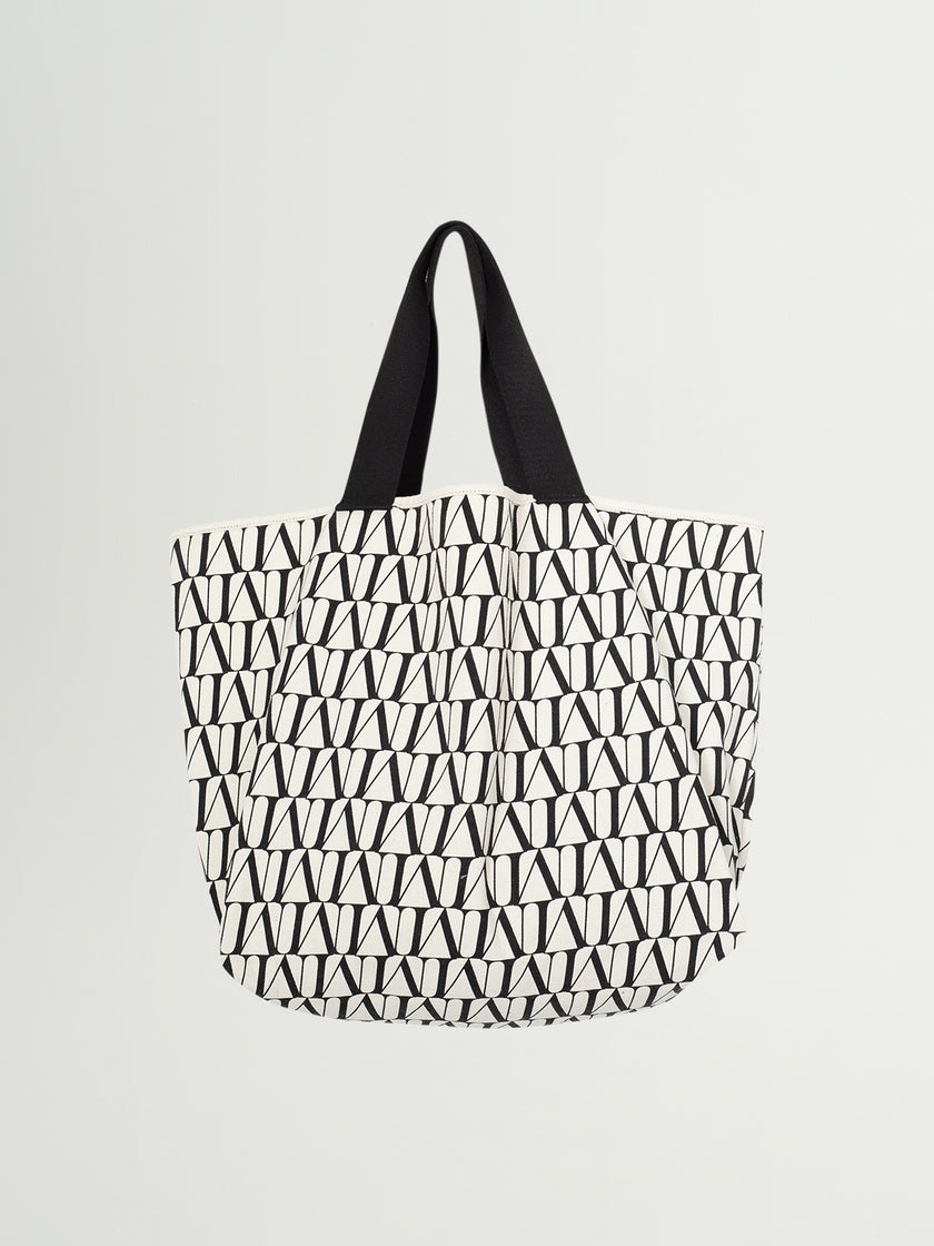 Classic MM Logo Canvas Bag