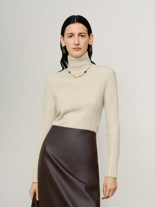 Load image 1 in gallery view. Turtleneck Cashmere Sweater Snow Mocha