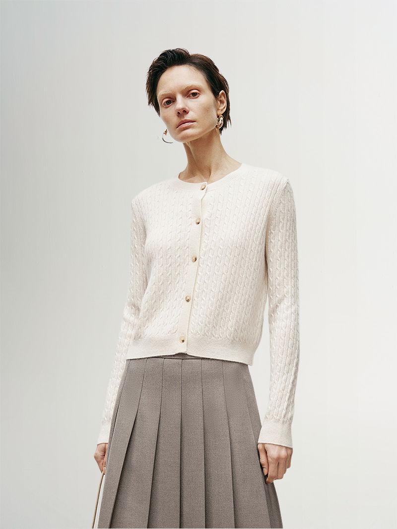 Cable Knit Cashmere Cardigan - MEILLEUR MOMENT OFFICIAL STORE NEW YORK 