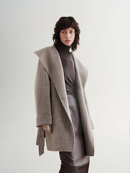 Wide Lapel Knee-Length Coat