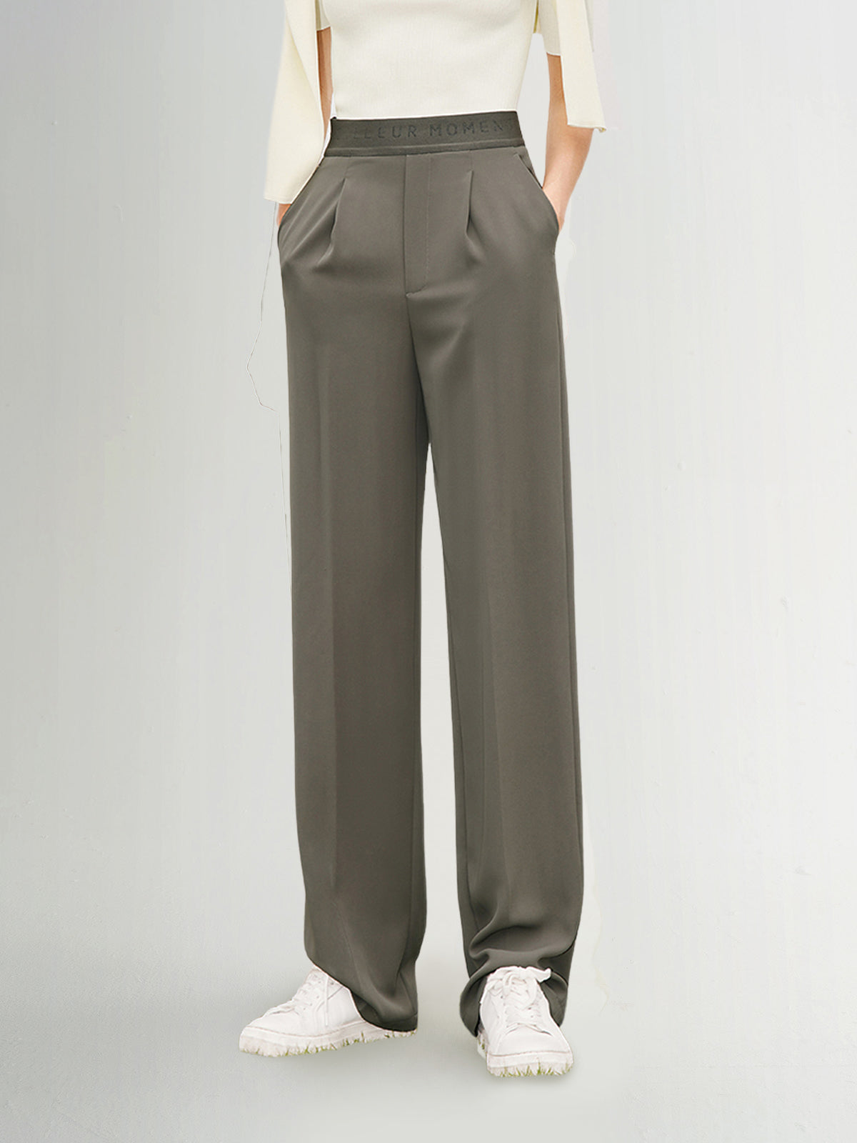 Tapered Pants