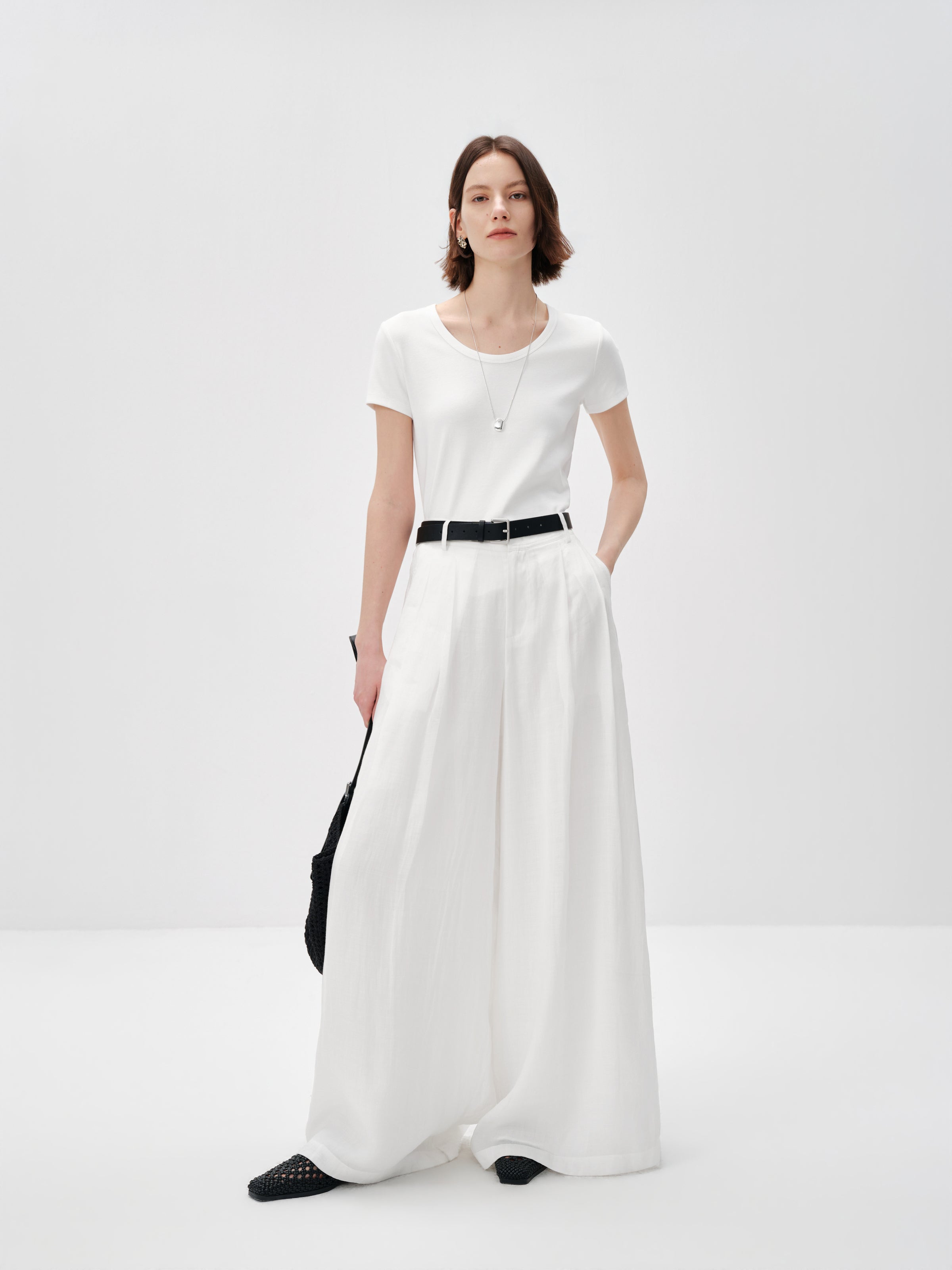 Relaxed Wide-Leg Linen-Blend Pants