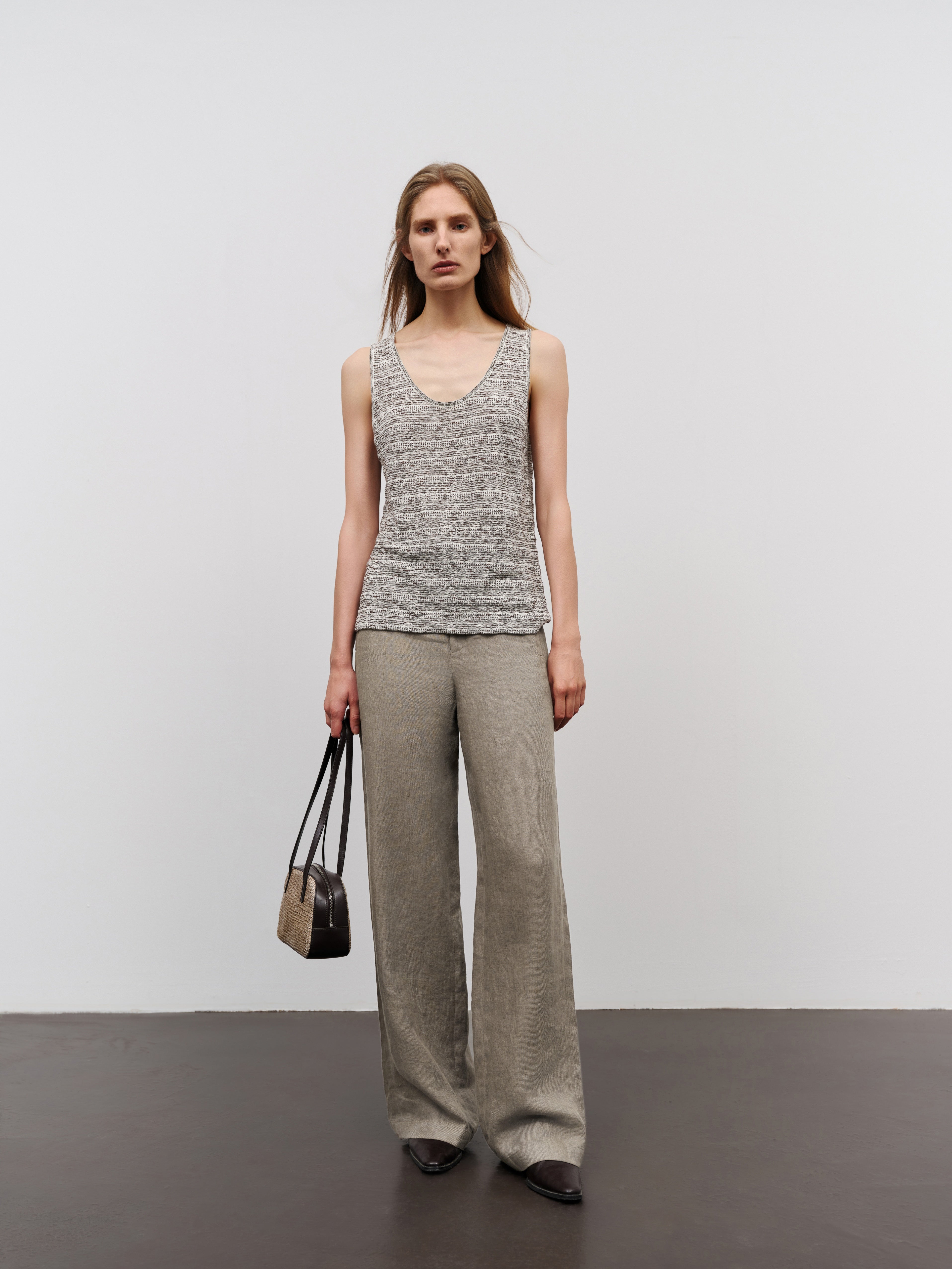Relaxed Wide-Leg Linen Pants