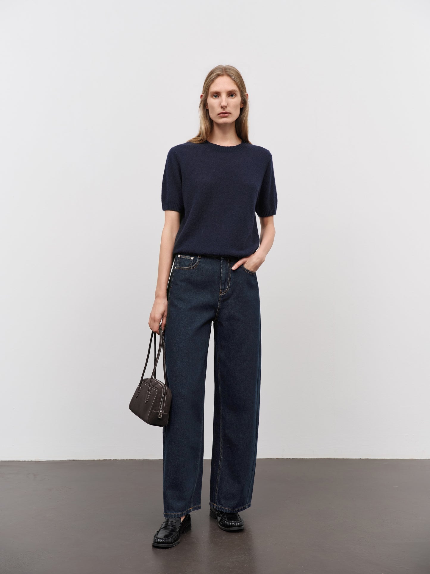 Crew Neck Short Sleeve Knit Top