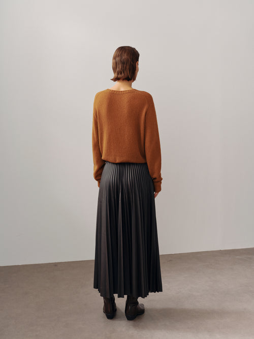 Load image 1 in gallery view. Lightweight Cashmere-Silk Crewneck Sweater