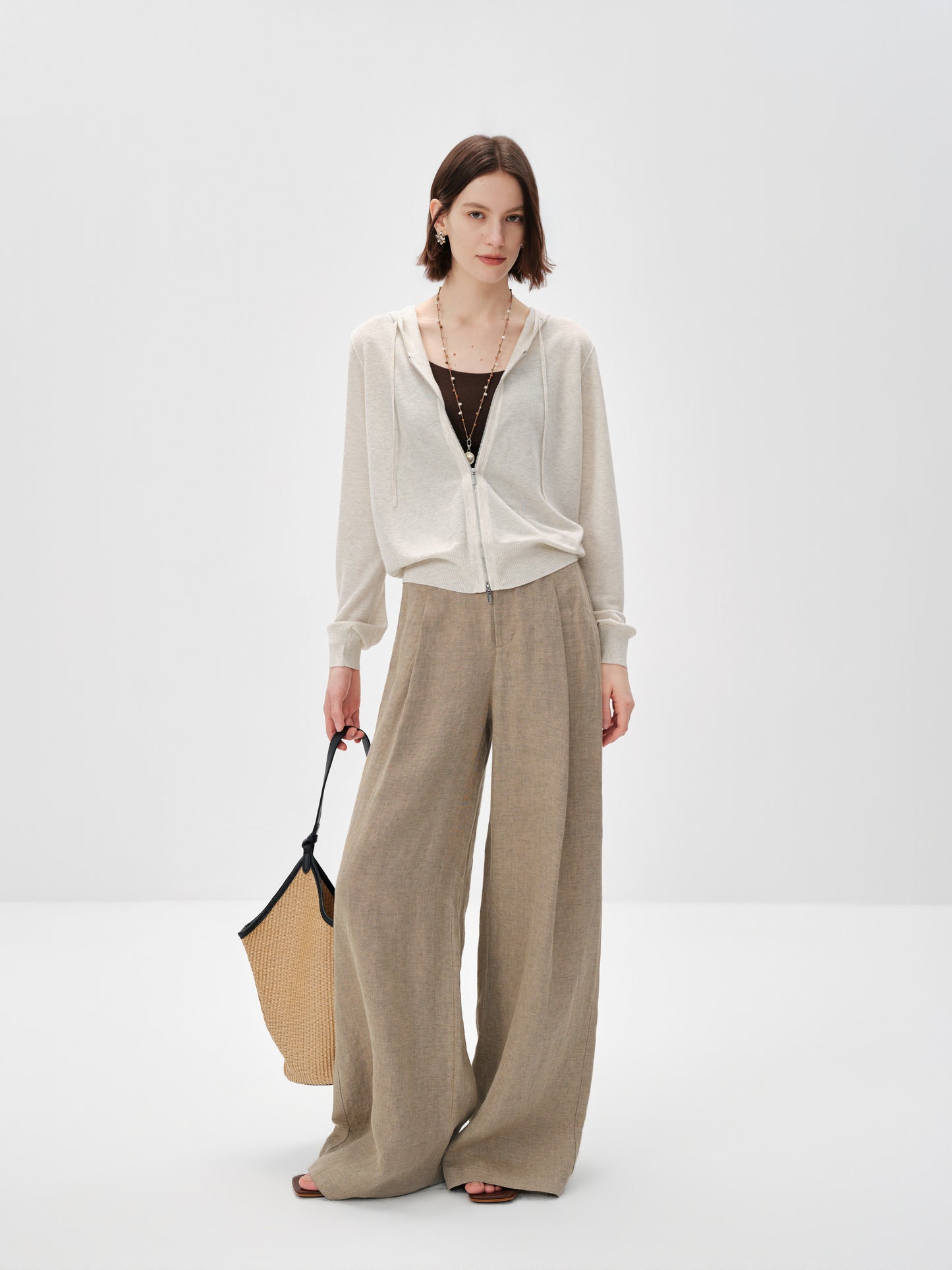 Pleated Wide-Leg Linen Pants