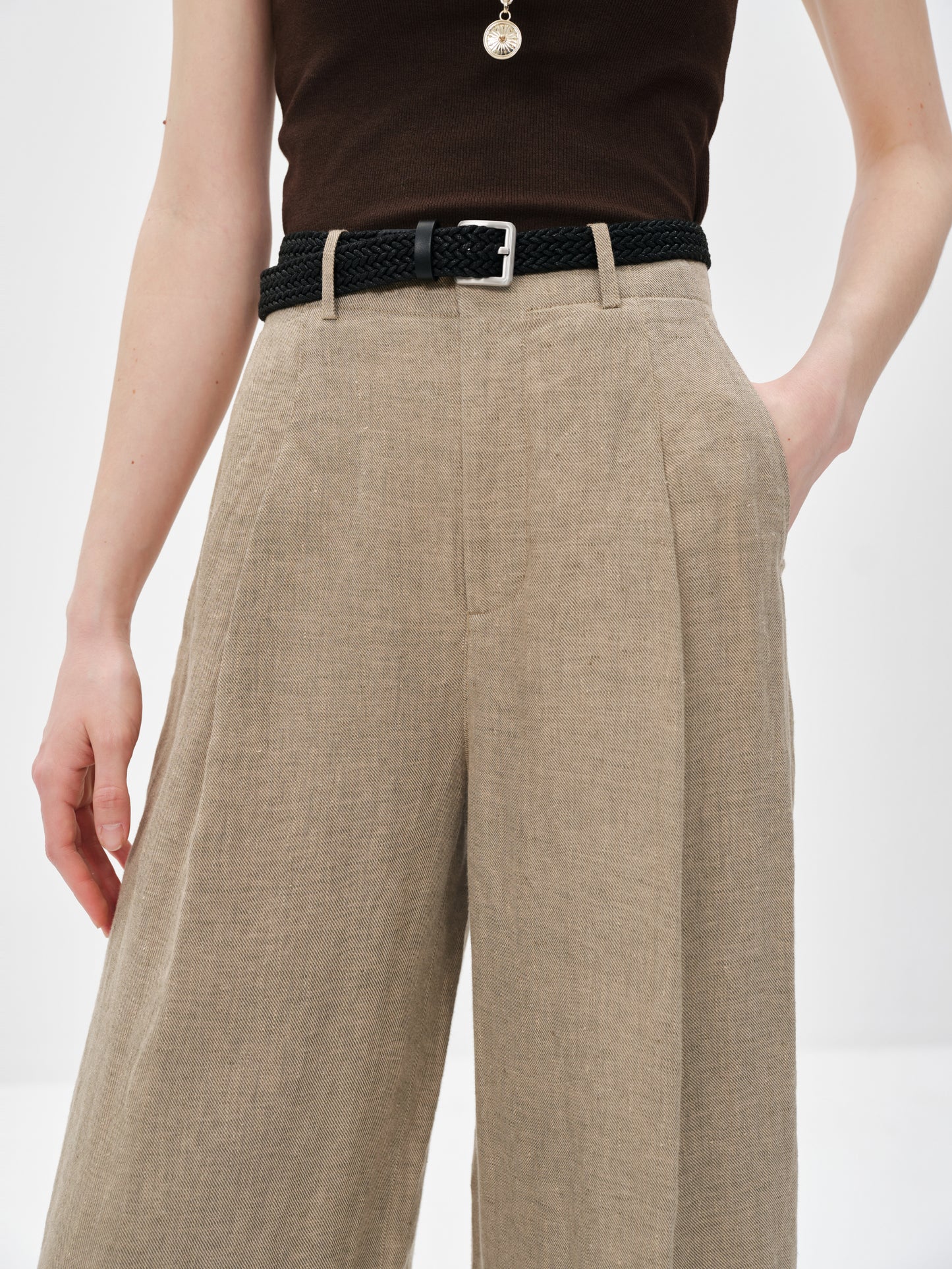 Pleated Wide-Leg Linen Pants