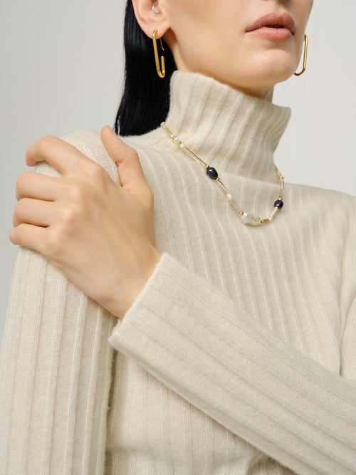 Load image 1 in gallery view. Turtleneck Cashmere Sweater Snow Mocha