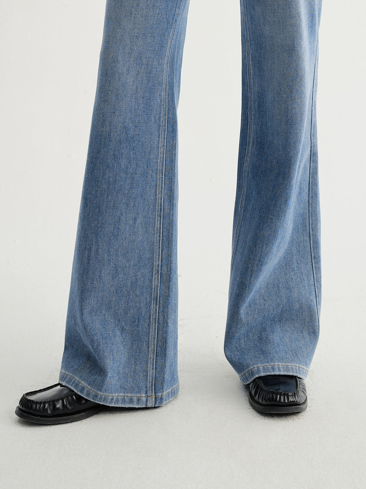 MEILLEUR MOMENT Indigo Blue Flared Jeans- Flared Leg Detail