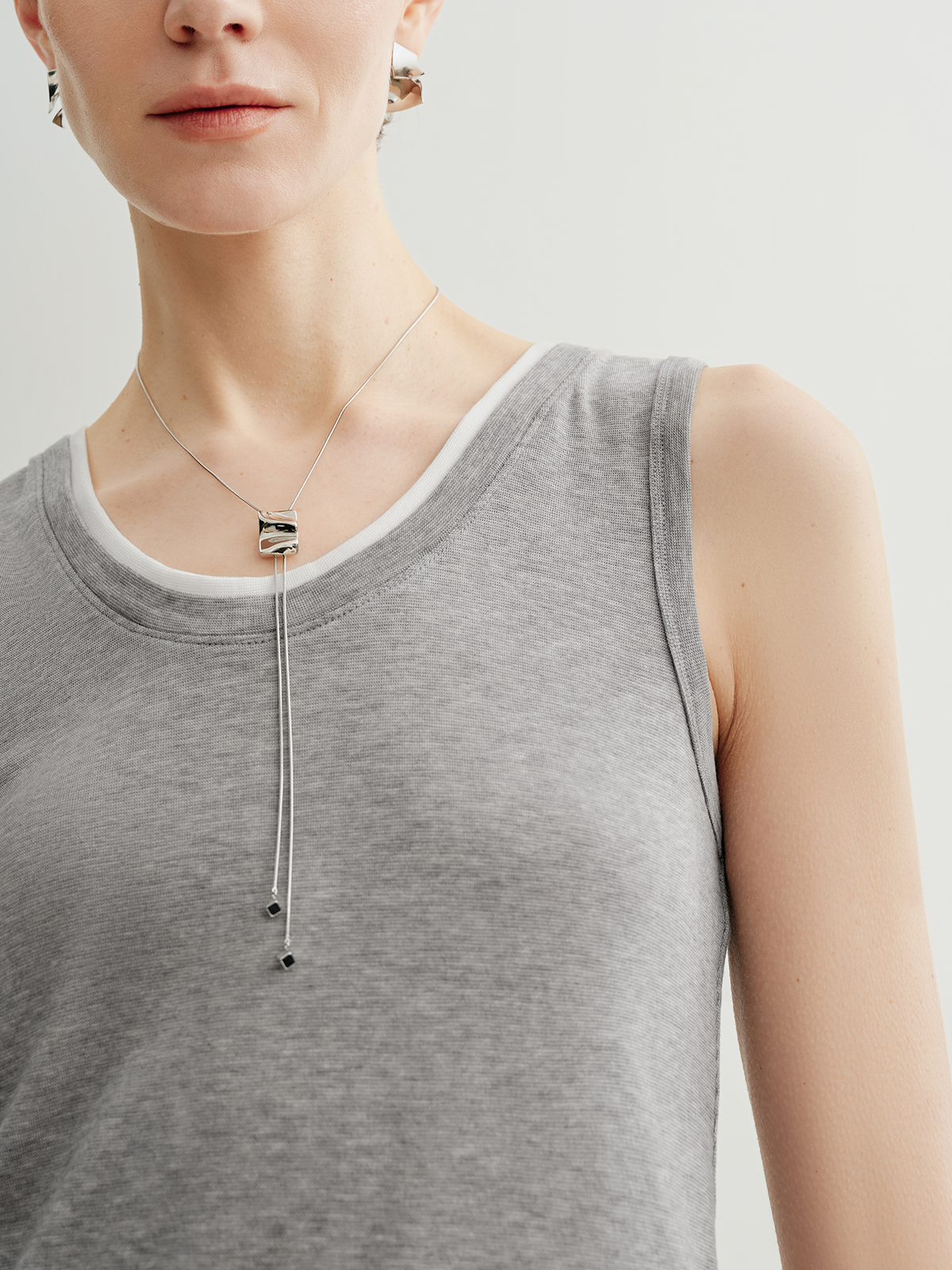 Lyocell U-Neck Sleeveless Fitted Tank Top