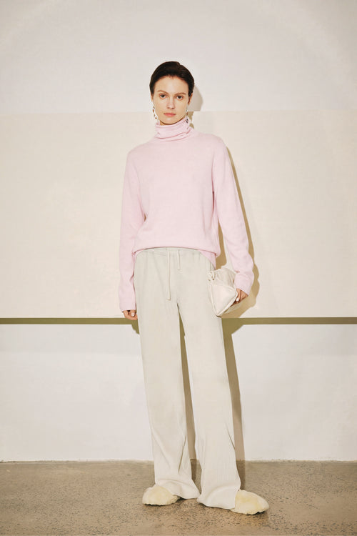 Load image 1 in gallery view. Soft Cashmere Wool Funnel-Neck Sweater