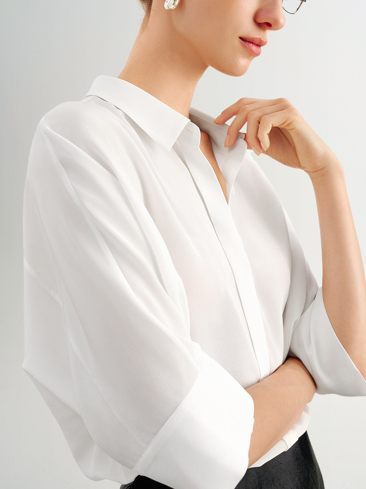 100% Mulberry Silk Relaxed-Fit Drop-Shoulder Lapel Three-Quarter Sleeve Shirt
