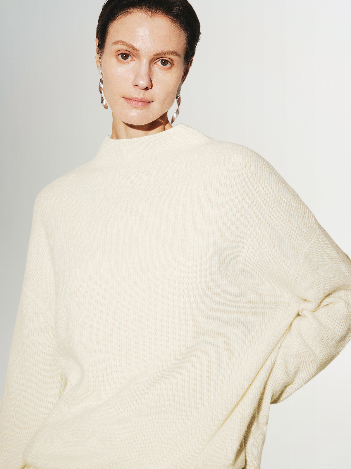 100% Cashmere Relaxed Fit Sweater 5EA131081