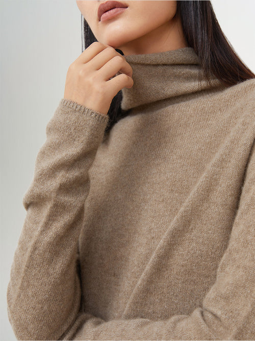 Load image 1 in gallery view. Soft Turtleneck cashmere sweater