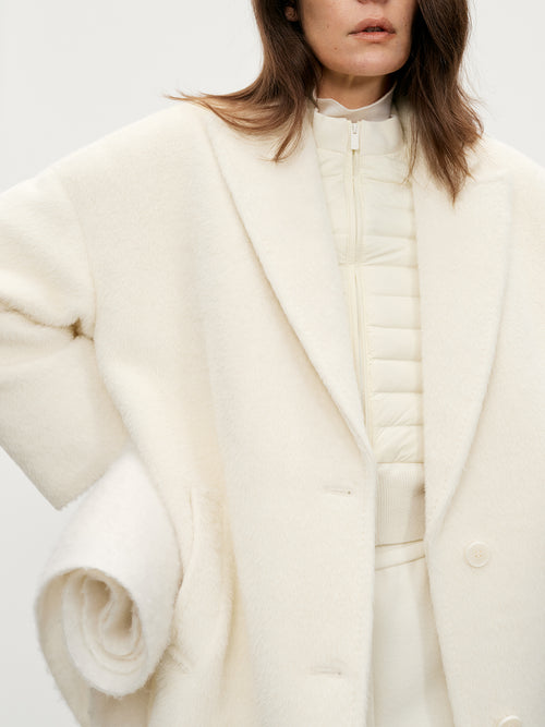 Load image 1 in gallery view. Alpaca Wool Coat