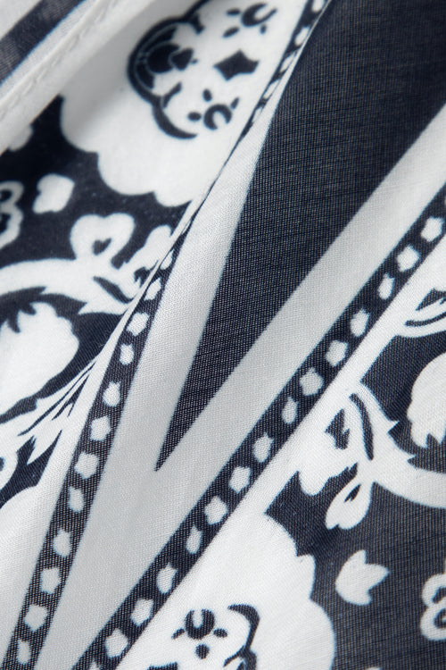 Load image 1 in gallery view. Vintage Floral Triangle Scarf