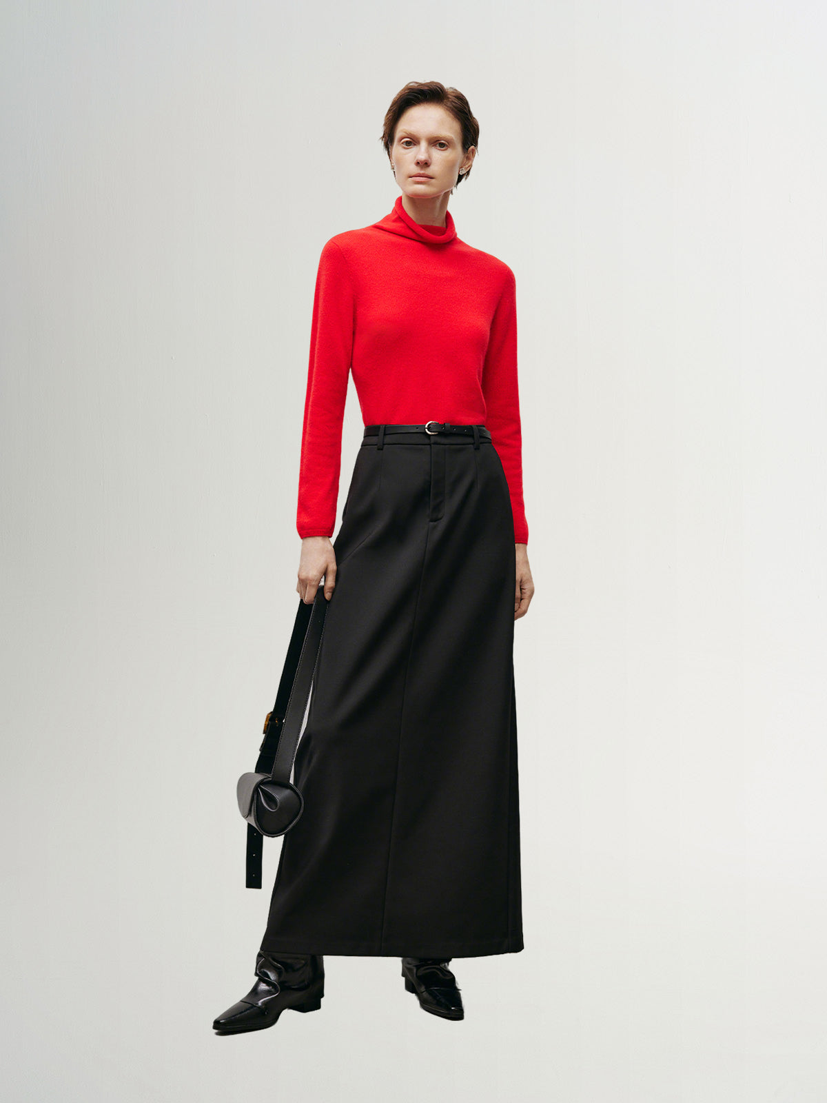 Red Slim Fit Cashmere High-Neck Sweater 5EC133005Q