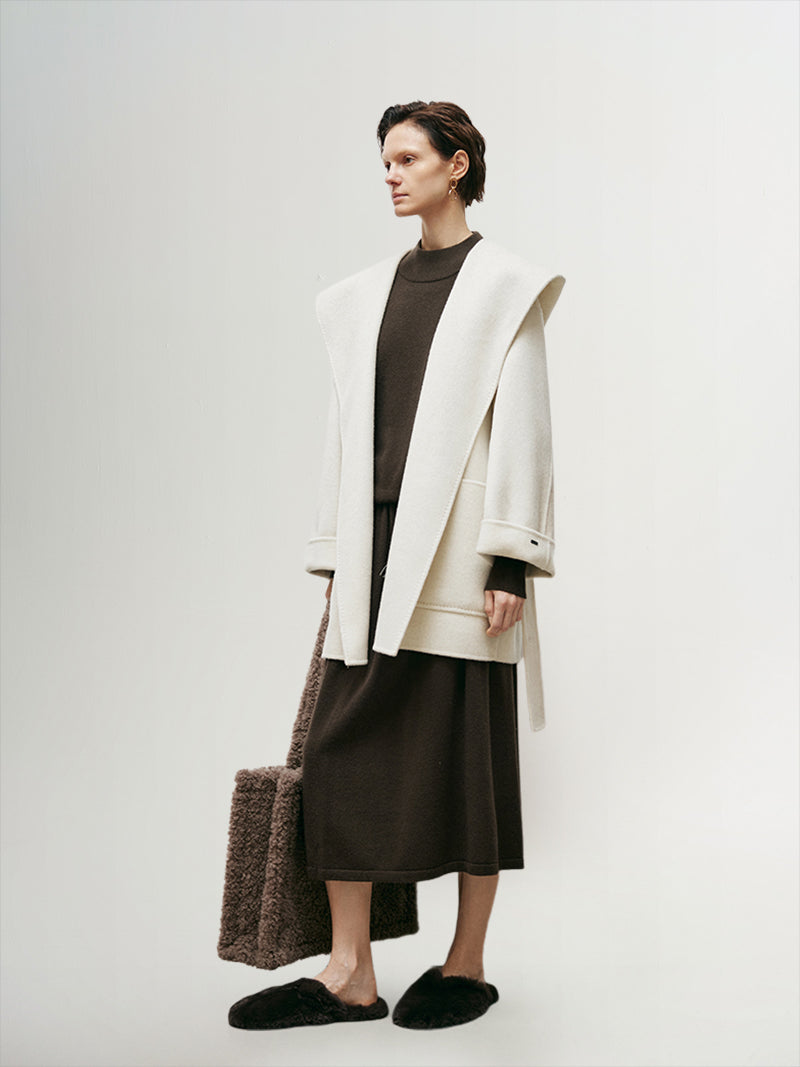 Oversized Hood Wool Coat - MEILLEUR MOMENT OFFICIAL STORE NEW YORK 