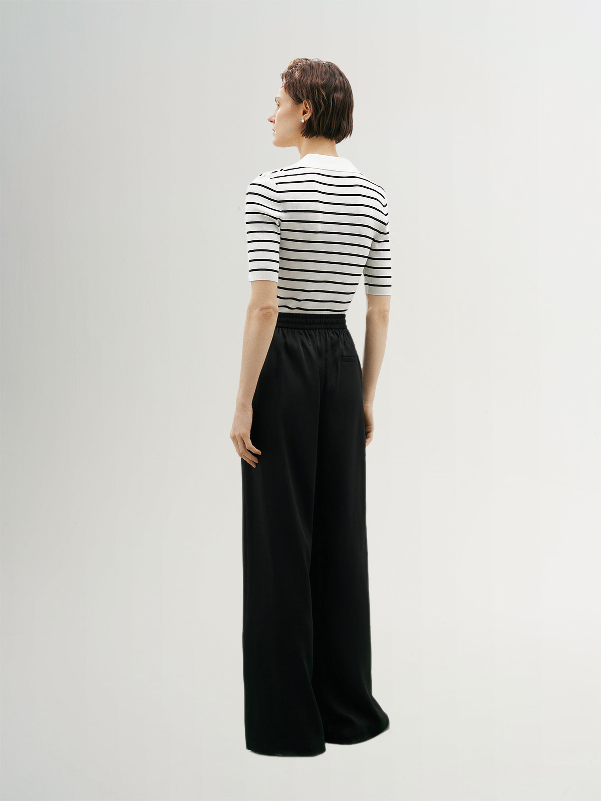 Striped Collared V‑Neck Top