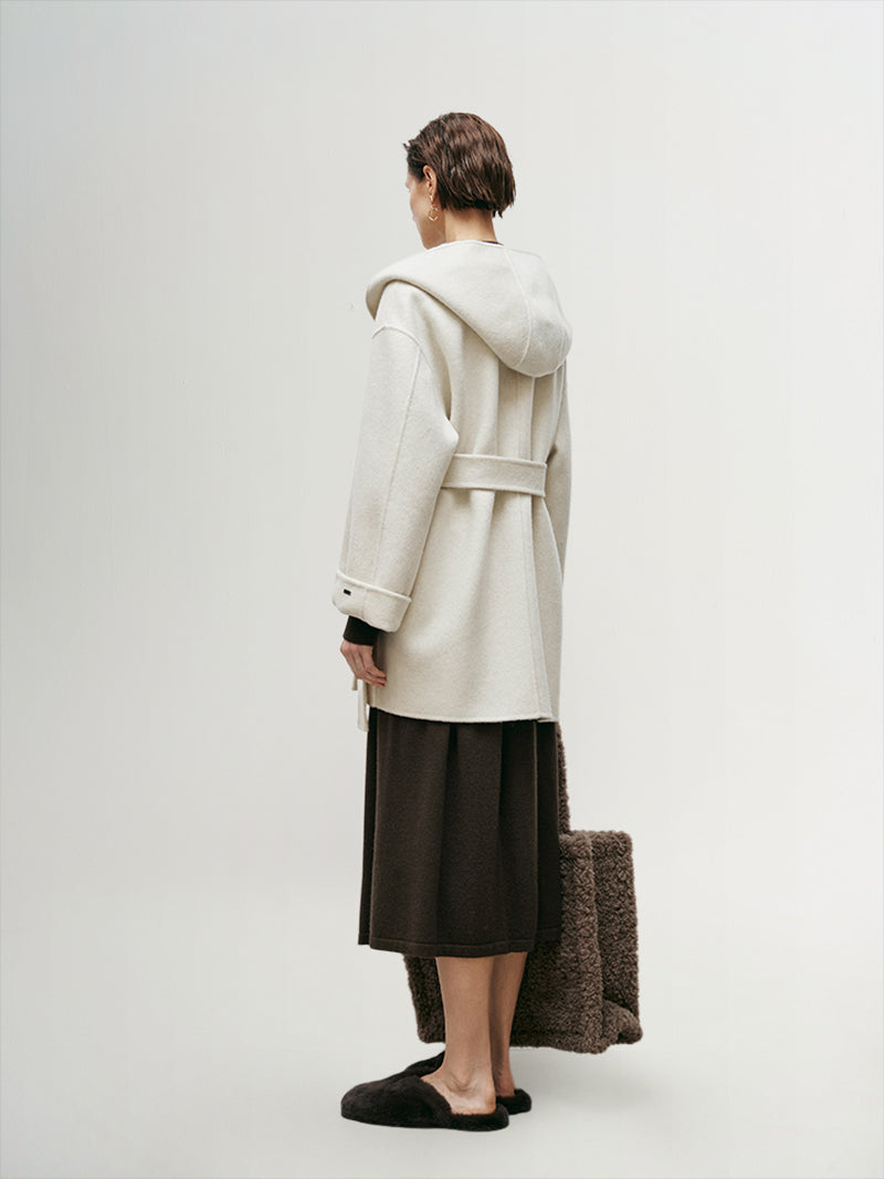 Oversized Hood Wool Coat - MEILLEUR MOMENT OFFICIAL STORE NEW YORK 