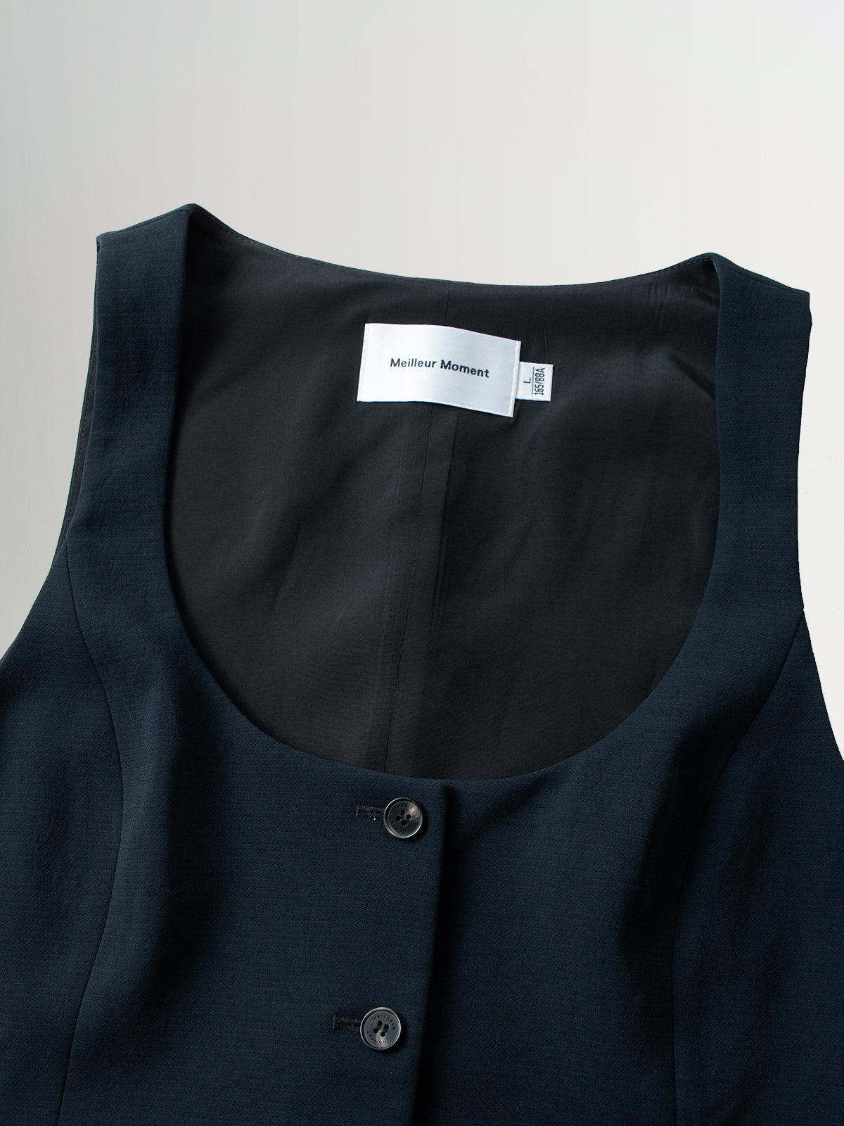 U-Neck Sleeveless Vest