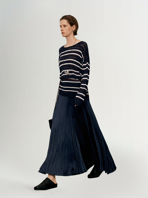 Load image 1 in gallery view. Elastic-Waist Pleated Maxi Skirt