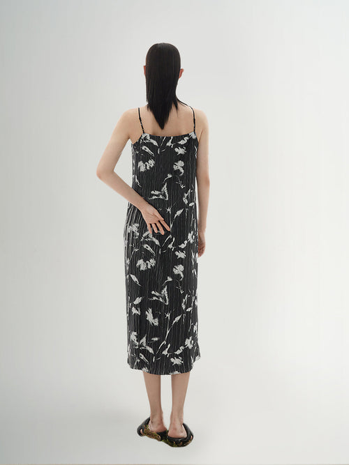 Load image 1 in gallery view. Manon dress - with straps
