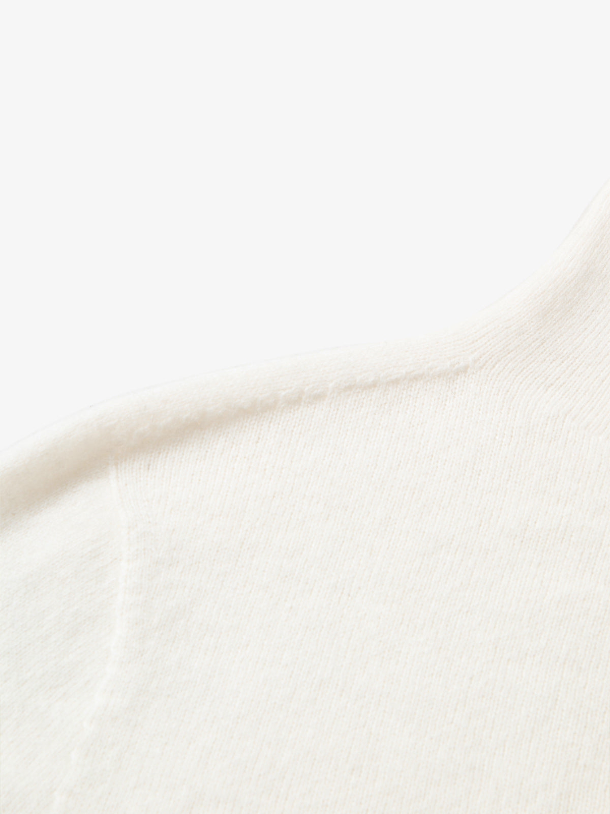 White Slim Fit Cashmere Sweater 599A133005Q