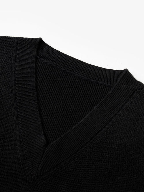 Load image 1 in gallery view. V-Neck Knit Vest