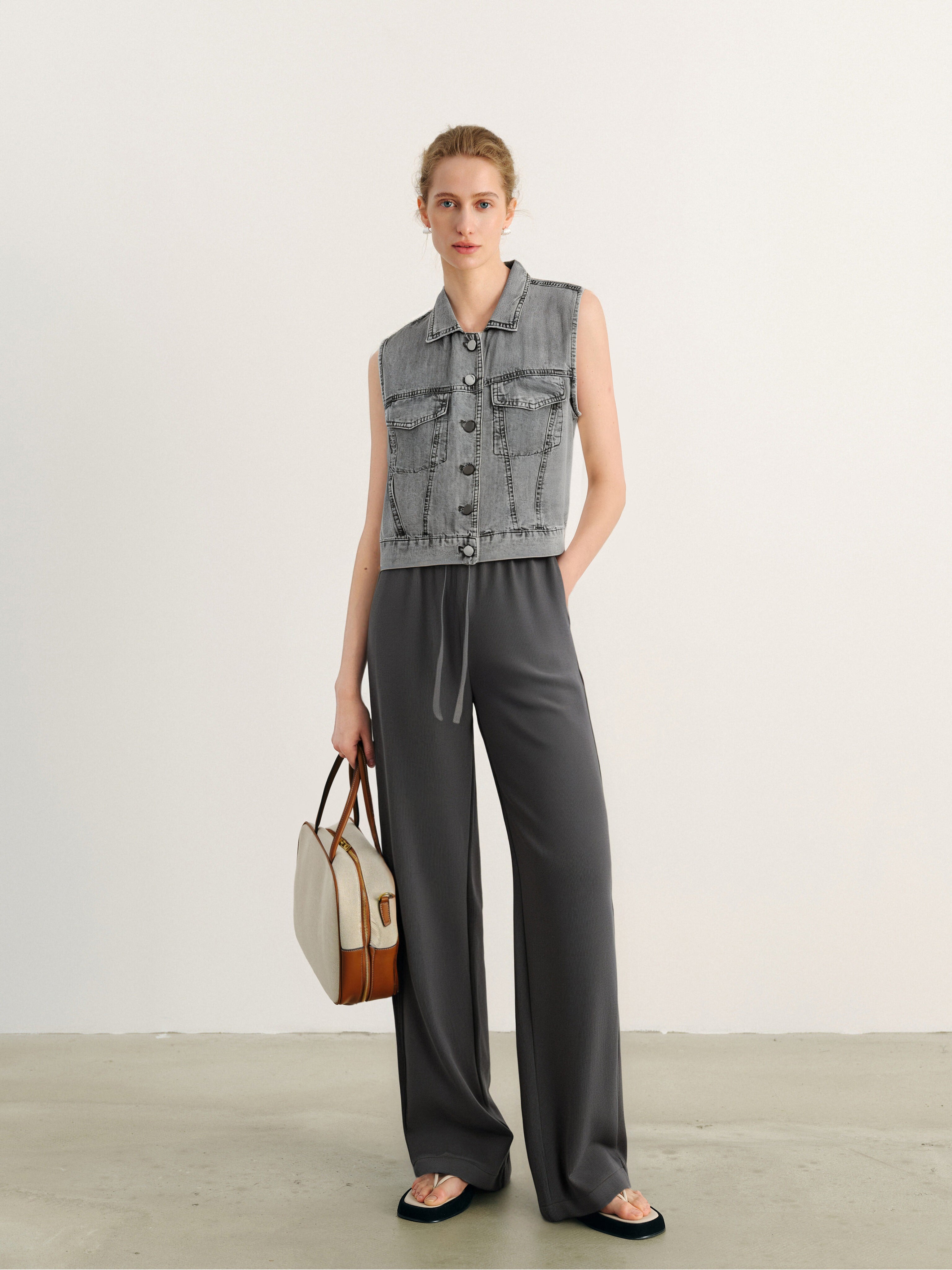 100% Lyocell Denim Sleeveless Top