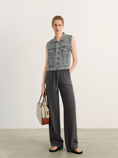 Load image 1 in gallery view. 100% Lyocell Denim Sleeveless Top