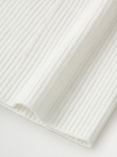 Load image 1 in gallery view. Pure Wool Mock Neck Sweater - MEILLEUR MOMENT OFFICIAL STORE NEW YORK 