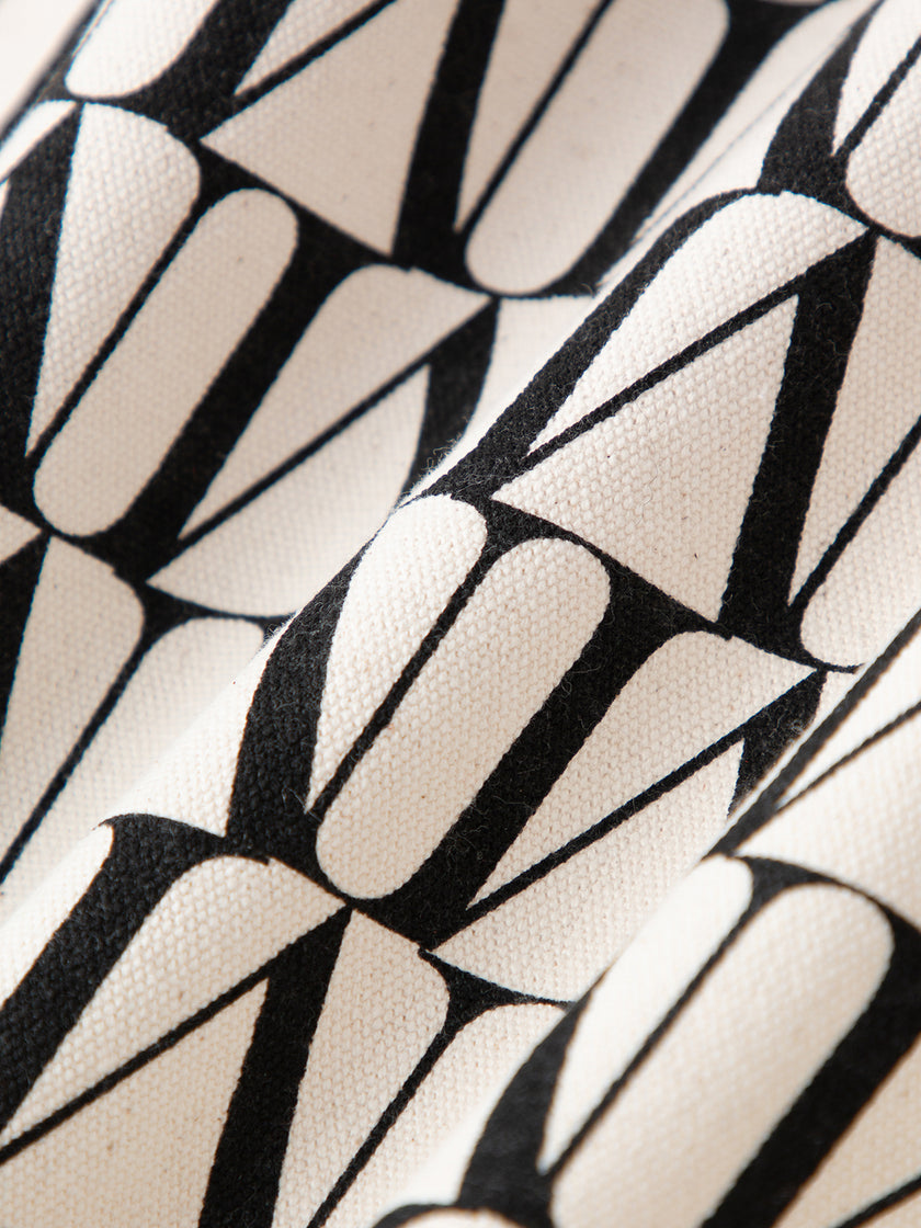 Classic MM Logo Canvas Bag