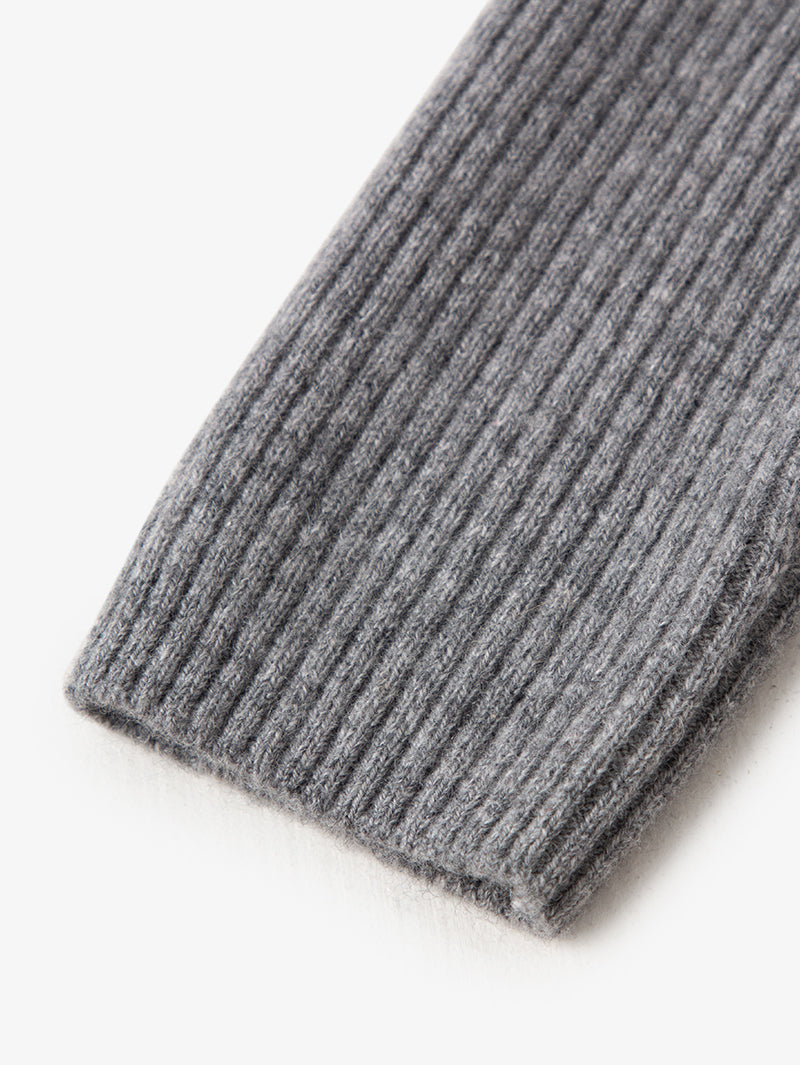 Collared V-neck Cashmere Sweater - MEILLEUR MOMENT OFFICIAL STORE NEW YORK 