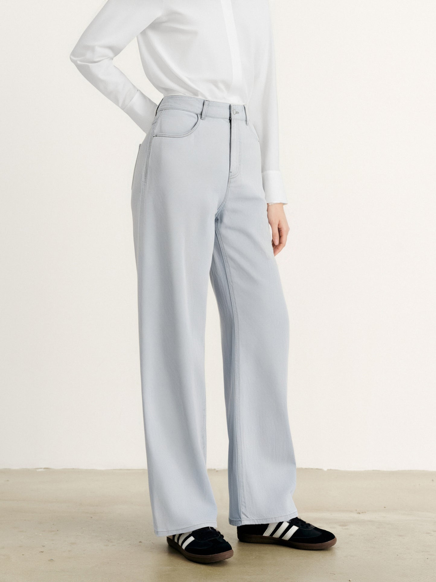 Slim-Fit Jeans