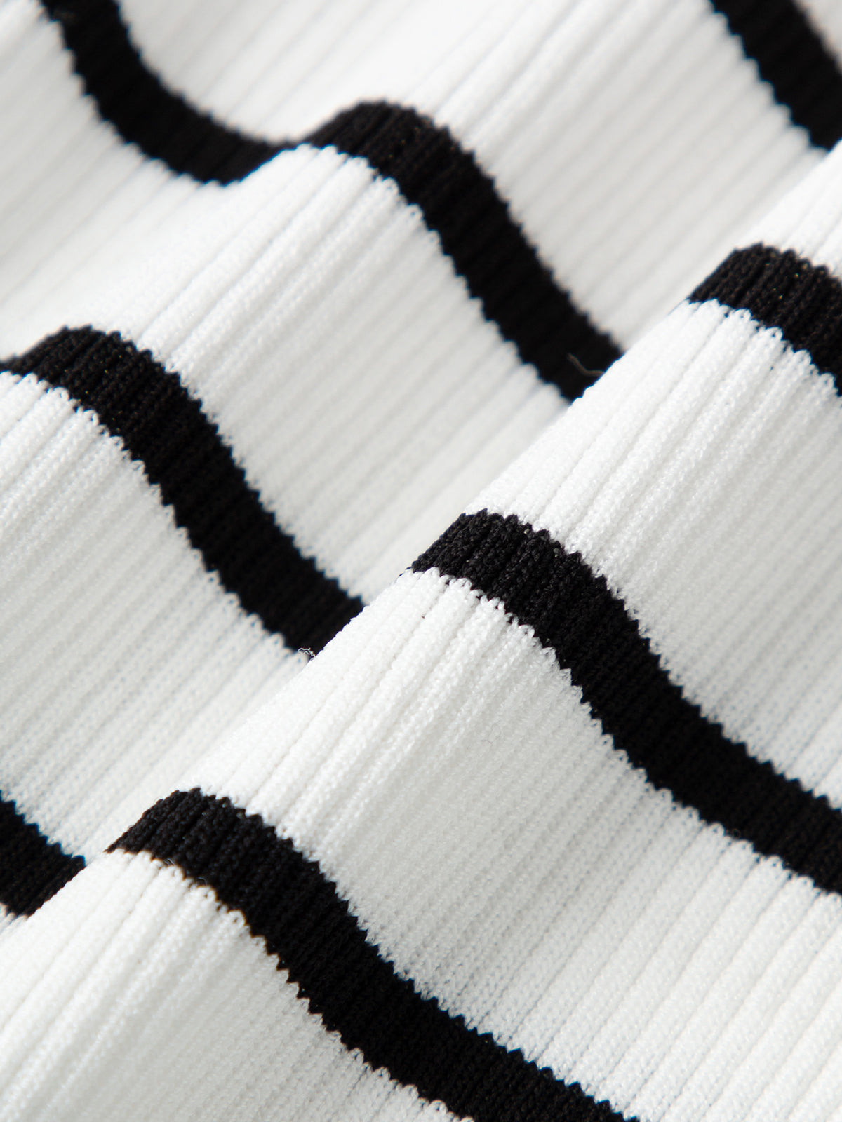 Striped Collared V?Neck Top