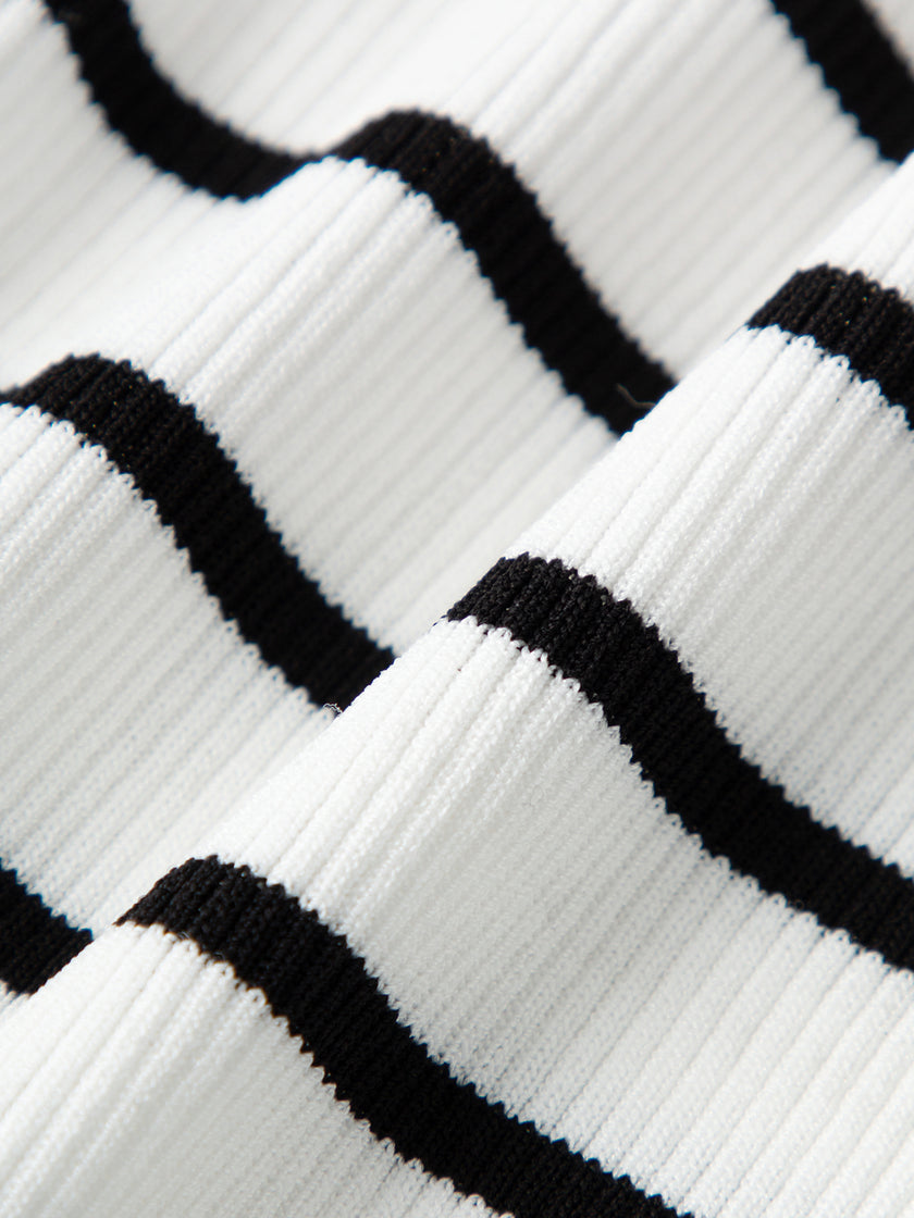 Striped Collared V‑Neck Top