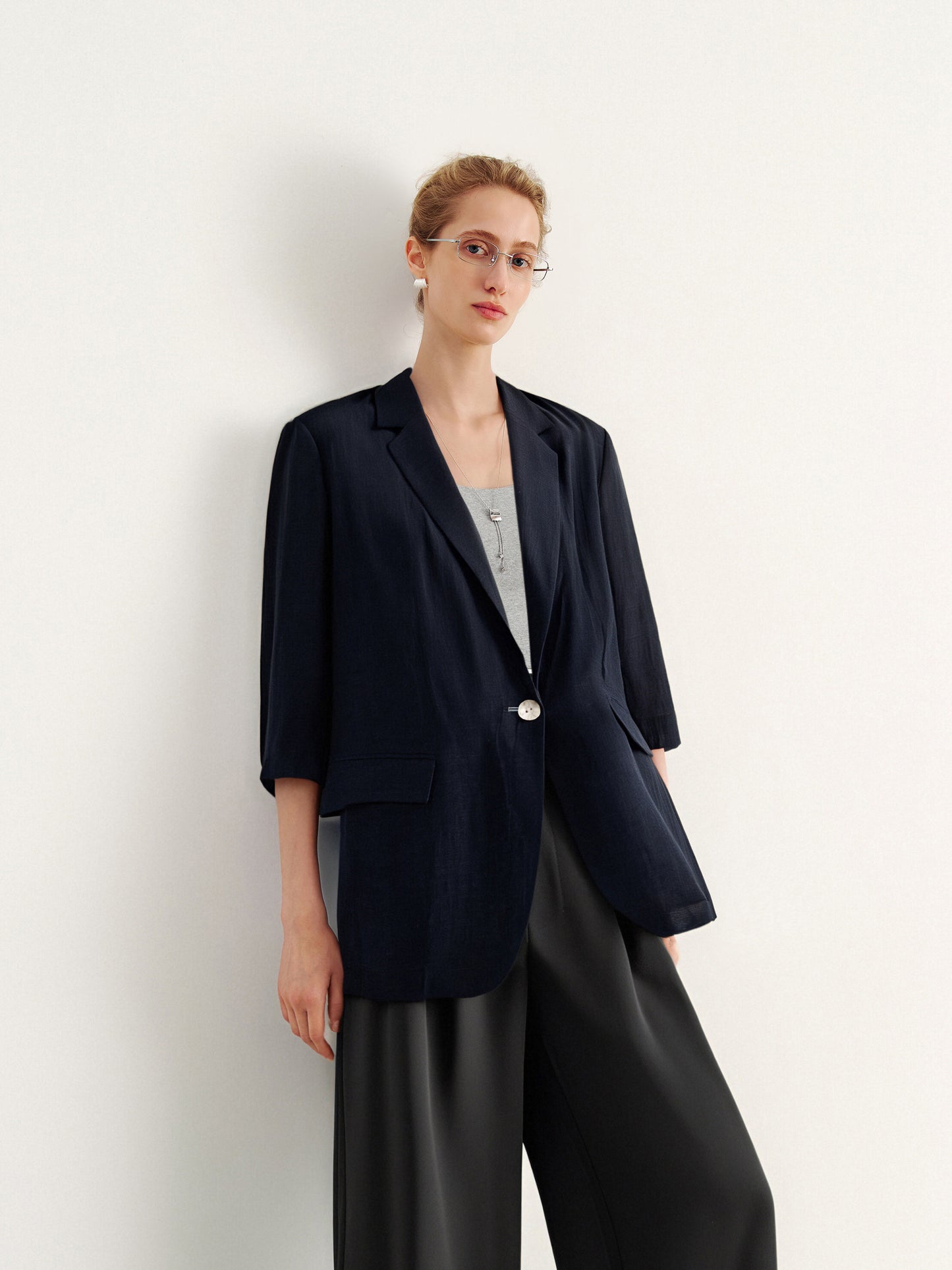 Structured Shoulder One-Button V-Neck Short-Sleeve Blazer