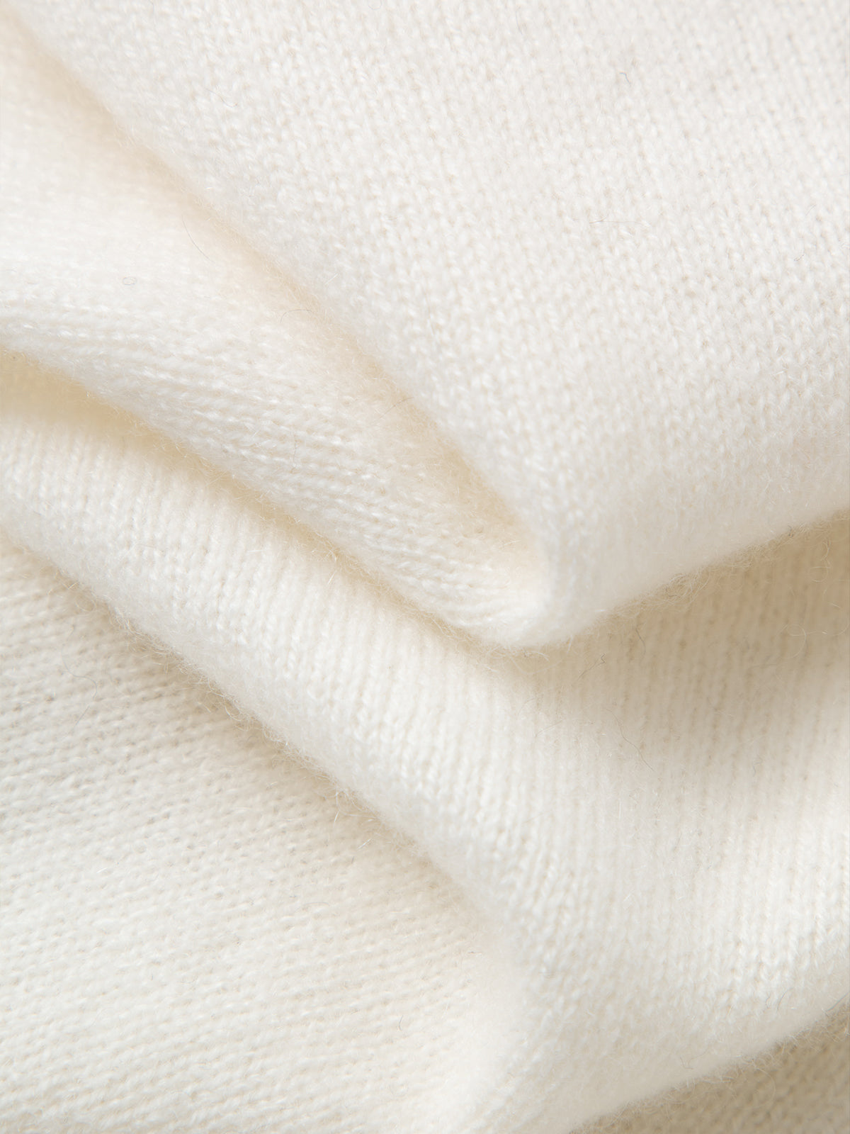 White Slim Fit Cashmere Sweater 599A133005Q
