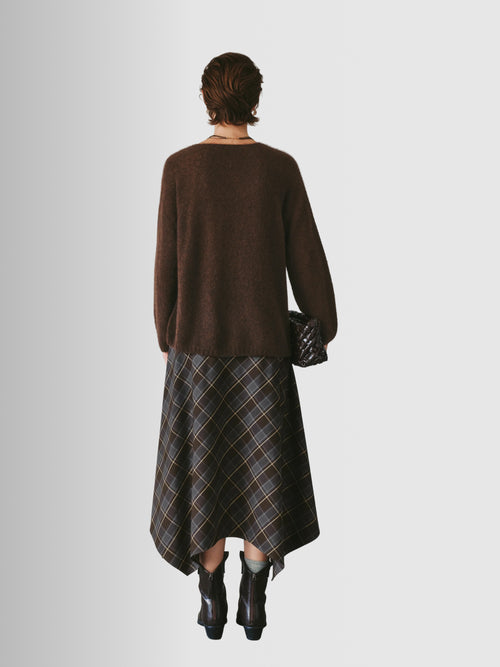 Load image 1 in gallery view. V-Neck Relaxed Silk-Cashmere Sweater