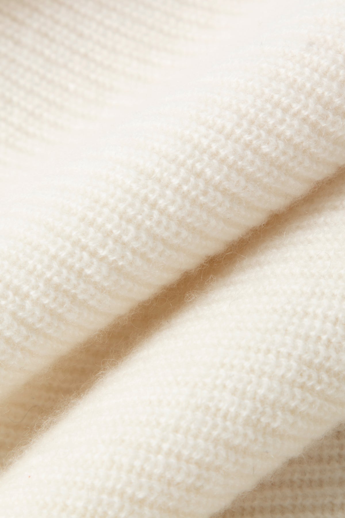 Lightweight Cashmere Boat-Neck Sweater